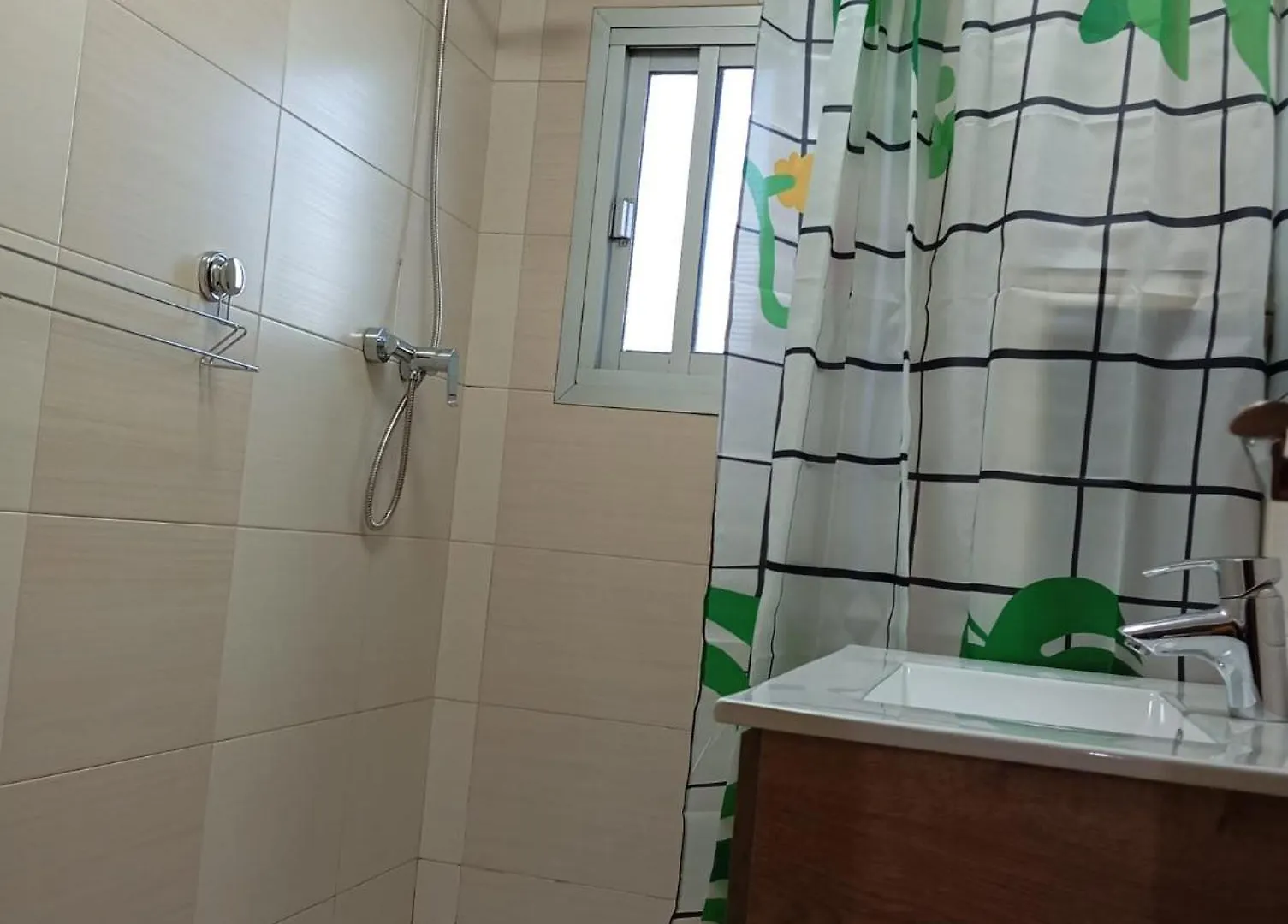 Habitacion Con Bano Privado En Piso Compartido Rum i privatbostad Jaén